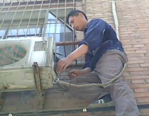 空调阀门漏气的原因